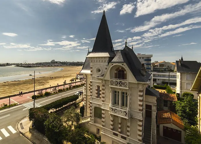 Family Golf Hotel Royan