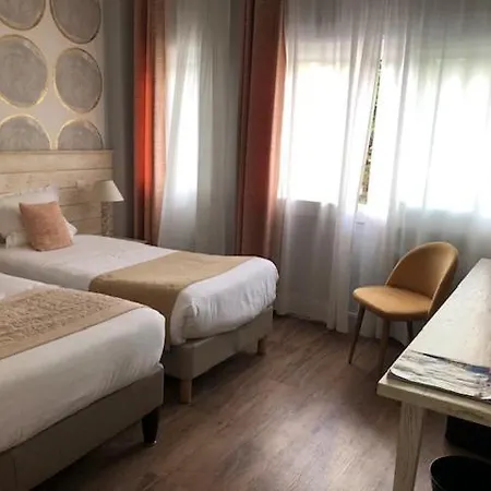Family Golf Hotel 3*