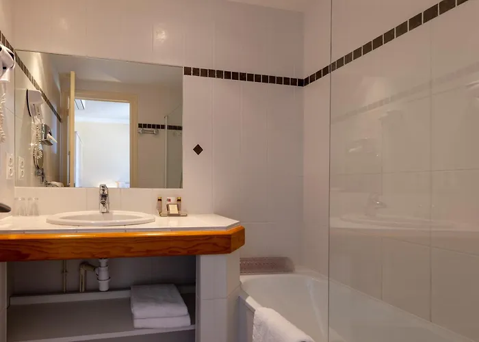 Family Golf فندق